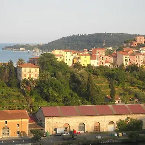 giada-apartment-la-spezia.hotelitalianriviera.com/